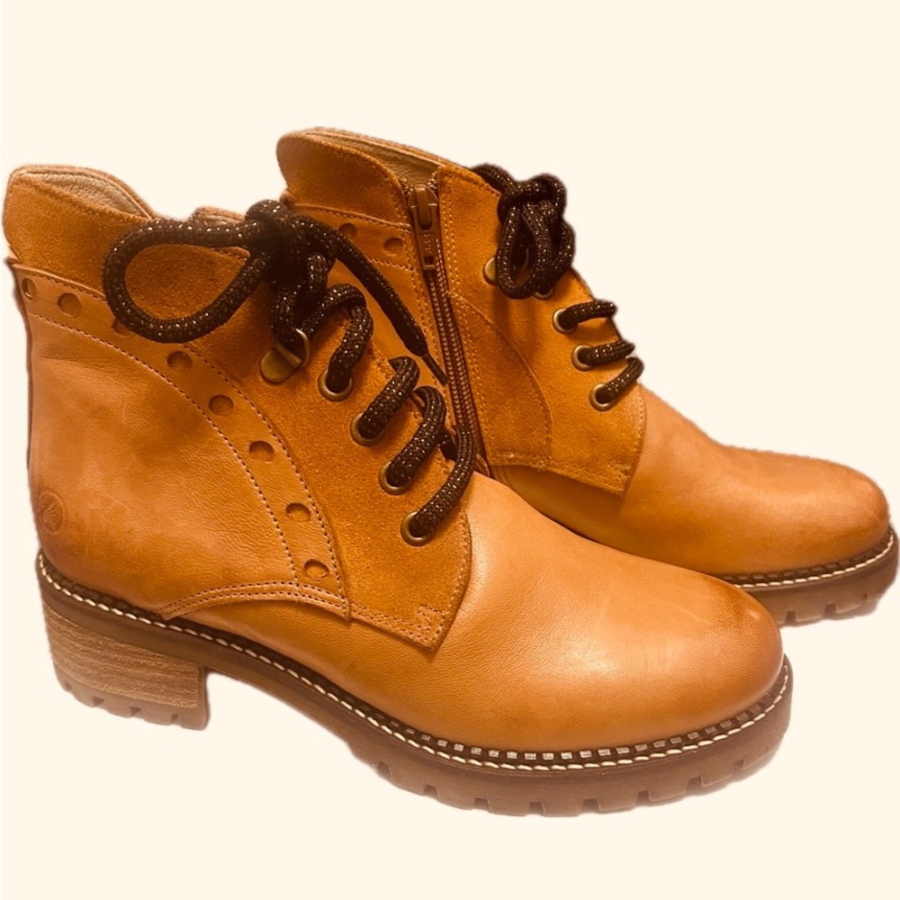 Casta Size 6.5 / 37 Women’s Ankle Boots in Tan